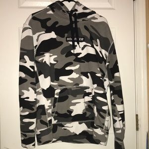 Men’s Hollister Camo fleece hoodie size M